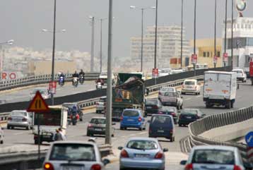 Απορρίπτει οριστικά το ΥΠΕΧΩΔΕ την πετρελαιοκίνηση Ι.Χ. σε Αθήνα και Θεσσαλονίκη