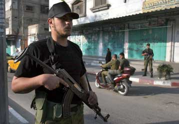 Νέα δολοφονική επίθεση κατά στενού συνεργάτη του Μαχμούντ Αμπάς