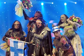 «Γκρεμίζουν τα τείχη» οι Φινλανδοί για την υποδοχή των τερατόμορφων Lordi