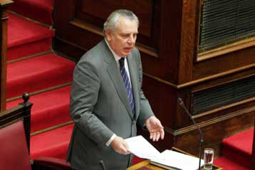 Διαξιφισμοί στη Βουλή για τη λειτουργία της Δικαιοσύνης