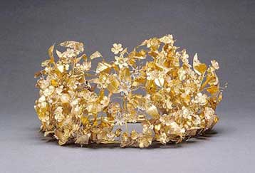 Στα χέρια της Αστυνομίας εκατοντάδες φωτογραφίες αρχαιοτήτων από λαθρανασκαφές