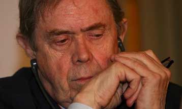 Επιτάχυνση της παγκόσμιας οικονομικής ανάπτυξης το 2006 προβλέπει ο ΟΟΣΑ