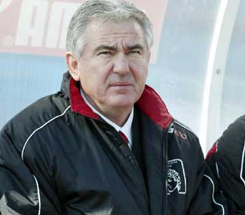 Για ένα ακόμη χρόνο στην Καλαμαριά ο Κατσαβάκης