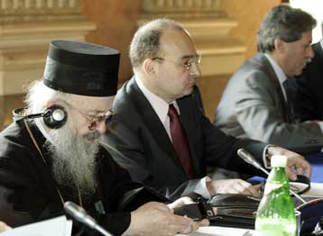 Πρώτη συμφωνία Βελιγραδίου-Πριστίνας στις συνομιλίες για το μέλλον του Κοσόβου