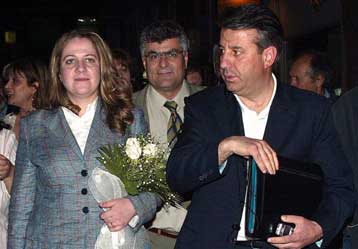 Απαράδεκτη η απόπειρα στιγματισμού της Γκιουλ Καραχασάν, υπογραμμίζει ο ΣΥΝ