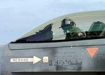 Ελληνικό διάβημα διαμαρτυρίας στην Αγκυρα για τη σύγκρουση μαχητικών στο Αιγαίο