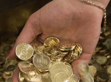 Ηλεκτρονικό «δίχτυ» για τη φορολόγηση Ελλήνων με καταθέσεις στο εξωτερικό