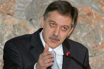 Θεσμική αναβάθμιση μέσω της συνταγματικής αναθεώρησης ζητούν οι ΜΚΟ