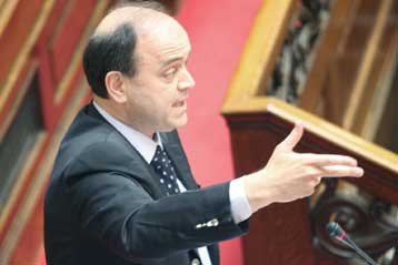 Θετικός για την καθιέρωση ελαχίστου εγγυημένου εισοδήματος ο Σ.Τσιτουρίδης