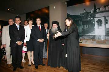 Εγκαινιάστηκε στη Θεσσαλονίκη η έκθεση κειμηλίων του Αγίου Όρους