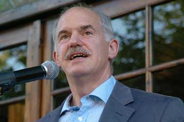 Ο Γ.Παπανδρέου στηρίζει την πρόταση Στεφανόπουλου για τη Χάγη