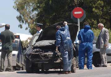 Βομβιστική επίθεση κοντά στο σπίτι του Γιώργου Βουλγαράκη
