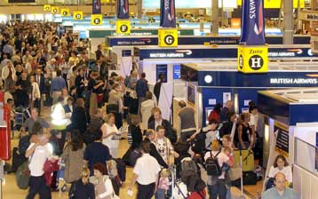 Παράνομη έκρινε το Ευρωπαϊκό Δικαστήριο τη διαβίβαση δεδομένων επιβατών στις ΗΠΑ