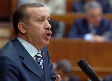 Κίνδυνο αποσταθεροποίησης της κυβέρνησης Ερντογάν διαβλέπουν οι New York Times