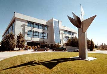 Αύξηση τζίρου, μείωση κερδών για την Intracom το πρώτο τρίμηνο