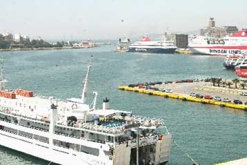 Με ιατρικό προσωπικό ενισχύονται τα πλοία της ακτοπλοΐας