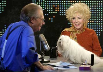 Η Λιζ Τέιλορ διαψεύδει ότι πάσχει από Αλτσχάιμερ