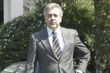 Προσλήψεις εκτός ΑΣΕΠ για το χώρο της Υγείας προωθεί ο Δημήτρης Αβραμόπουλος