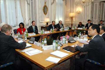 Συμφωνία των «ισχυρών» του ΟΗΕ για το πακέτο κινήτρων-απειλών προς την Τεχεράνη