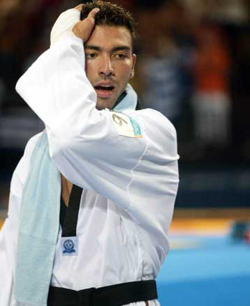 Τρεις μήνες εκτός προπονήσεων μένει ο Αλέξανδρος Νικολαΐδης