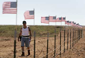 Εθελοντές θα περιπολούν μέσω Διαδικτύου στα σύνορα ΗΠΑ-Μεξικού