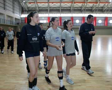 Πρεμιέρα με νίκη στα προκριματικά του Ευρωπαϊκού 2007 για την εθνική γυναικών