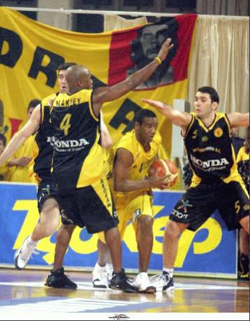 Ο Αρης συνέτριψε 84-54 το Μαρούσι στο «Αλεξάνδρειο» και ισοφάρισε 1-1
