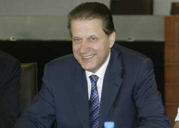 Να παραδοθούν κάλεσε τους αδερφούς Παλαιοκώστα ο Βύρων Πολύδωρας