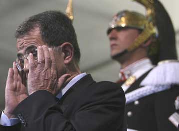 Πιέσεις δέχεται ο Ρομάνο Πρόντι για άμεση απόσυρση των Ιταλών από το Ιράκ