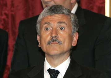 Στο τέλος του 2006 τοποθετεί ο ΝτΑλέμα την αποχώρηση των Ιταλών από το Ιράκ