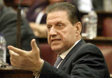 Αιχμές Πολύδωρα για την εισαγγελική έρευνα στην υπόθεση των Πακιστανών