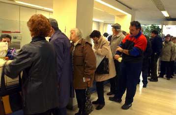 Αύξηση 30,1% στις οφειλές των νοικοκυριών από δάνεια το πρώτο τετράμηνο