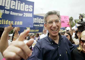 Ο Ελληνοαμερικανός Φ.Αγγελίδης αντίπαλος του Σβαρτσενέγκερ στις εκλογές της Καλιφόρνια