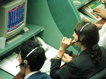 Η Τουρκία ανέβασε τα επιτόκια για να σταματήσει τη διολίσθηση της τουρκικής λίρας