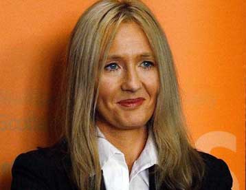 Η καλύτερη εν ζωή Βρετανίδα συγγραφέας η Τζ.Κ.Ρόουλινγκ