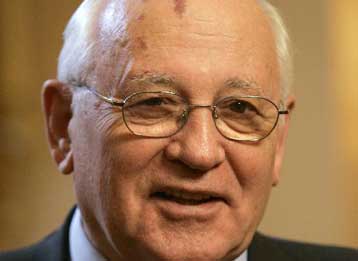 Σε μεγάλη ανεξάρτητη ρωσική εφημερίδα επενδύει ο Μιχαήλ Γκορμπατσόφ