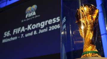 «Γαλαντόμοι» Ισπανοί και «τσιγκούνηδες» Αμερικανοί στα πριμ κατάκτησης του Μουντιάλ