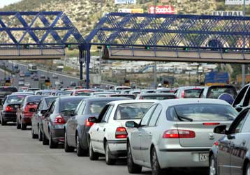 Με άστατο καιρό η έξοδος για το τριήμερο του Αγίου Πνεύματος