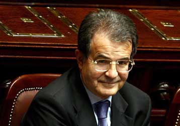 Ο «μπερλουσκονισμός» άλλαξε ριζικά την Ιταλία, ισχυρίζεται ο Πρόντι