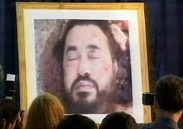 Ο Αλ Ζαρκάουι επέζησε του αρχικού αεροπορικού βομβαρδισμού στη Μπακούμπα