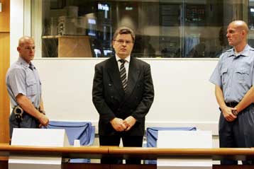 Ο Μίλαν Μπάμπιτς αυτοκτόνησε, αναφέρεται στο επίσημο πόρισμα του ICTY