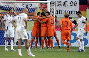 O Πέτκοβιτς στο στόχαστρο των παικτών του, ικανοποιημένοι οι Ολλανδοί