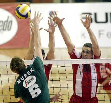 Toν Μούρεκ πρότειναν στον Ολυμπιακό, που θέλει Ελγέτα