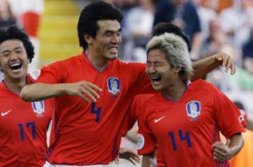 Χωρίς τον Αμπάλο, το Τόγκο έχασε και τη μπάλα και τη νίκη, 2-1 η Ν.Κορέα