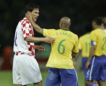 Ακολουθούν και άλλοι αγώνες, λέει ο Παρέιρα-Υποφέραμε, παραδέχεται ο Κακά