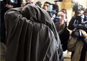 Καταδίκη 25 ισλαμιστών στη Γαλλία για σχεδιασμό τρομοκρατικών επιθέσεων