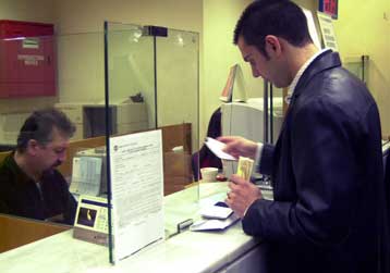 Εκτοξεύτηκαν οι ακάλυπτες επιταγές και οι απλήρωτες συναλλαγματικές