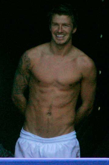 Όταν οι άνδρες βλέπουν μπάλα, οι γυναίκες θαυμάζουν κορμιά