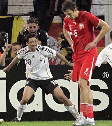 Τα εύσημα στις «χρυσές» αλλαγές του απέδωσε ο Κλίνσμαν-Απαίσια αισθάνεται ο Γιάνας