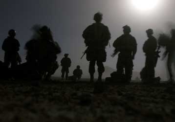 Τουλάχιστον 10 νεκροί από επίθεση σε λεωφορείο στο Αφγανιστάν